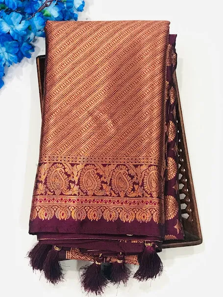 Gorgeous Floral Design Soft Silk Saree With Tassels For Women