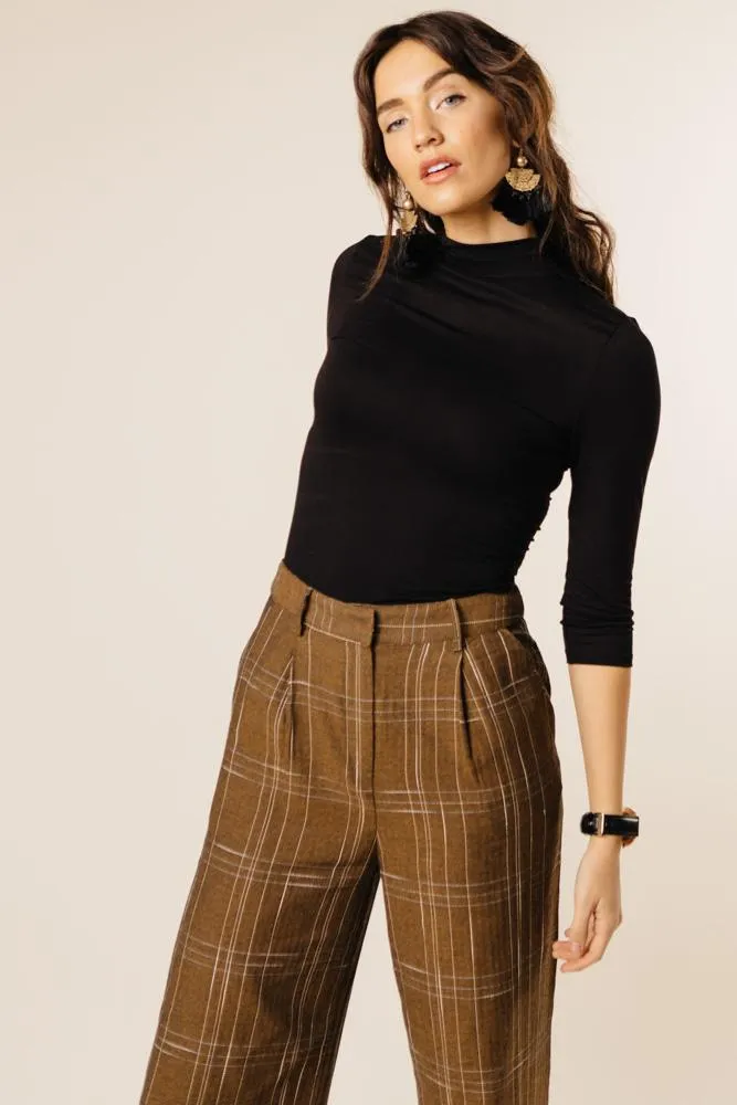 This Chic Black Mock Neck Top