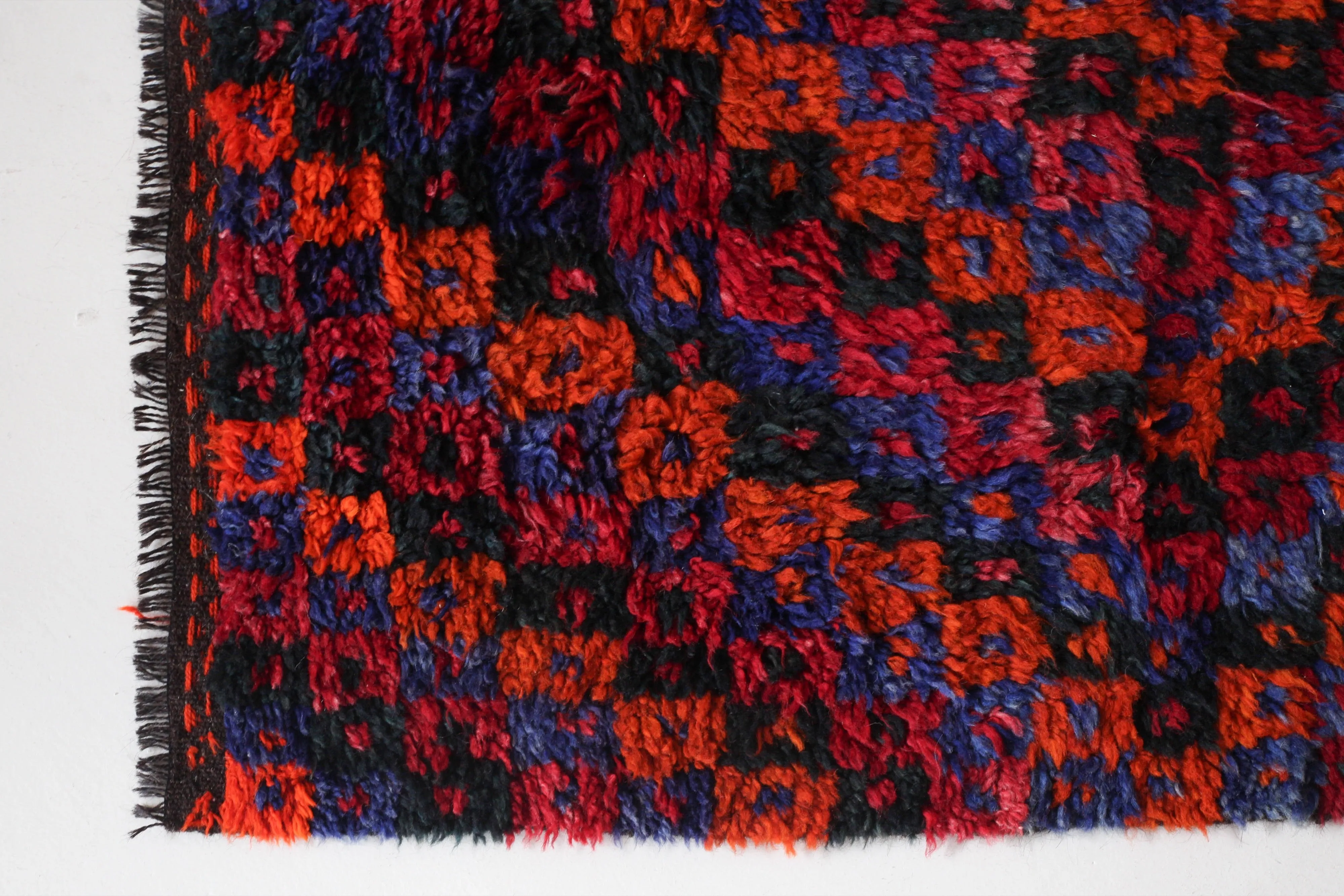 Vintage central Anatolian Tulu Rug 3'10"x4'6"